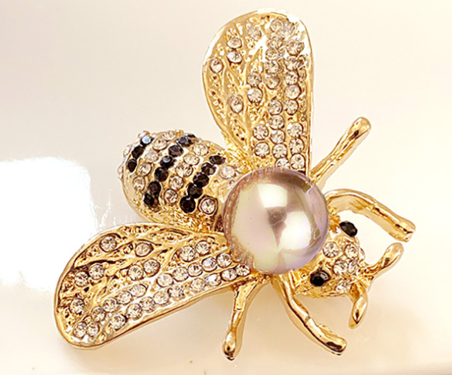 蜜蜂胸针(Bee brooch)